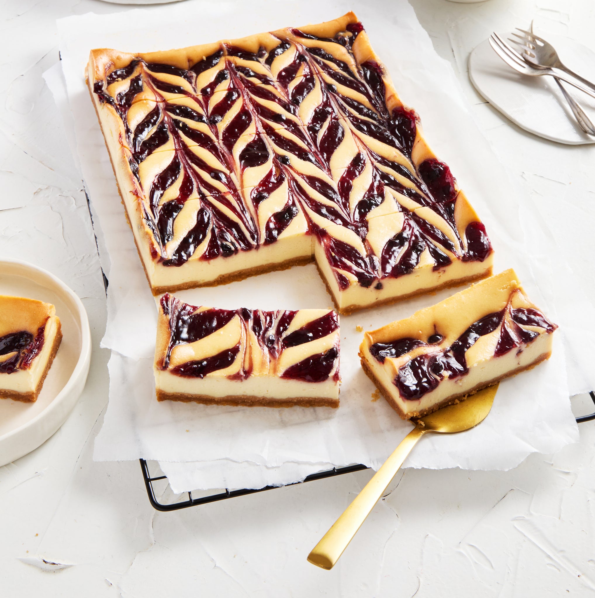 Mama Kaz Blueberry Cheesecake Slice – Yummy Direct